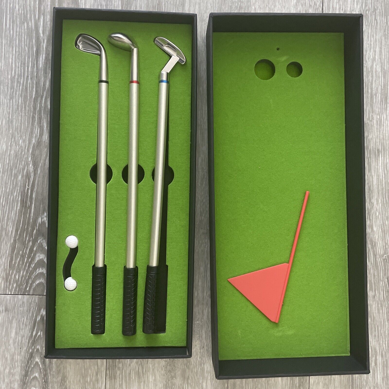Mini Golf Club Putter Ballpoint Pen Golfers Gift Box Set Desktop Decoration