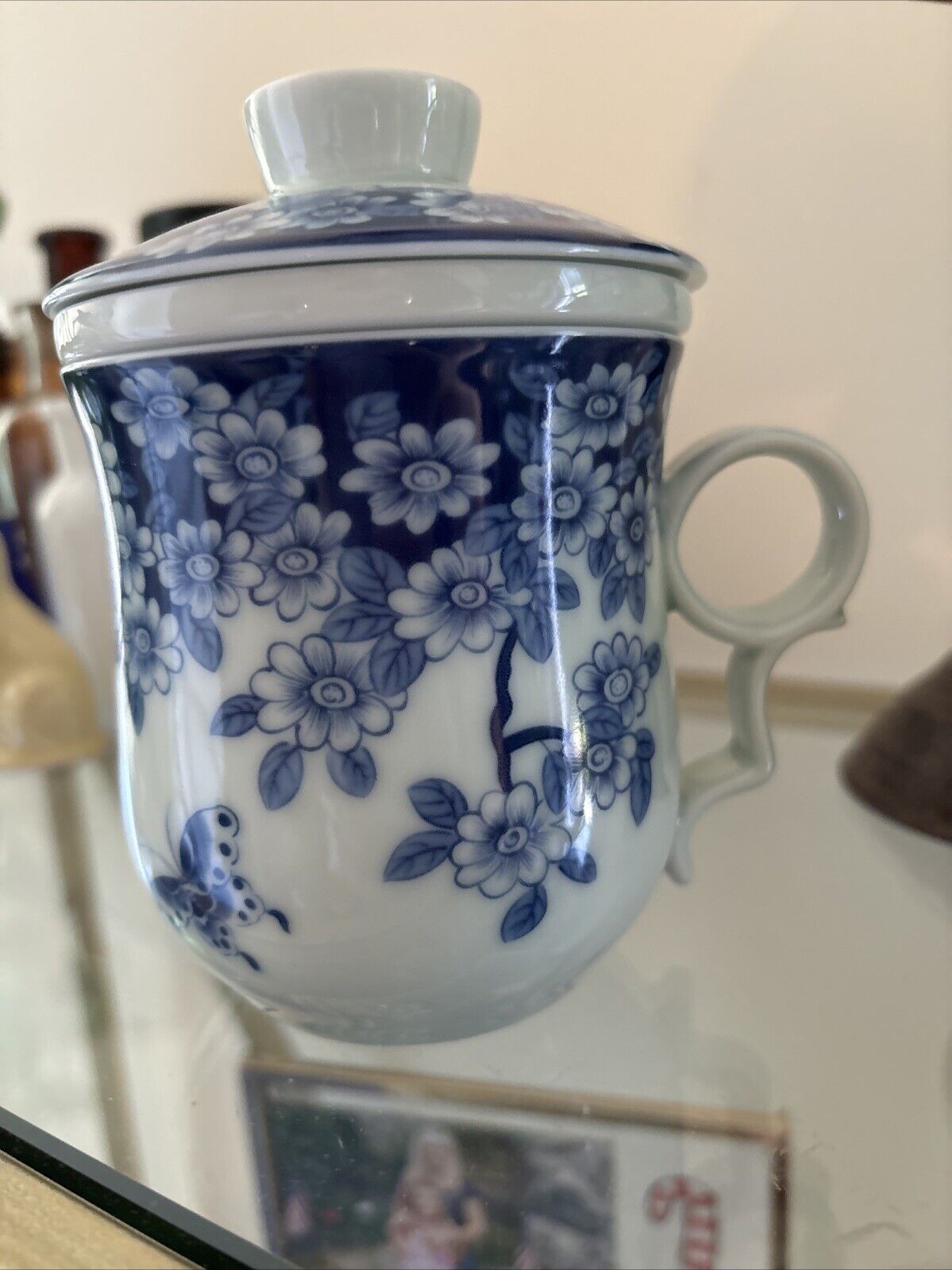 Porcelain Tea Cup with Infuser Lid - Chinese Jingdezhen Ceramics