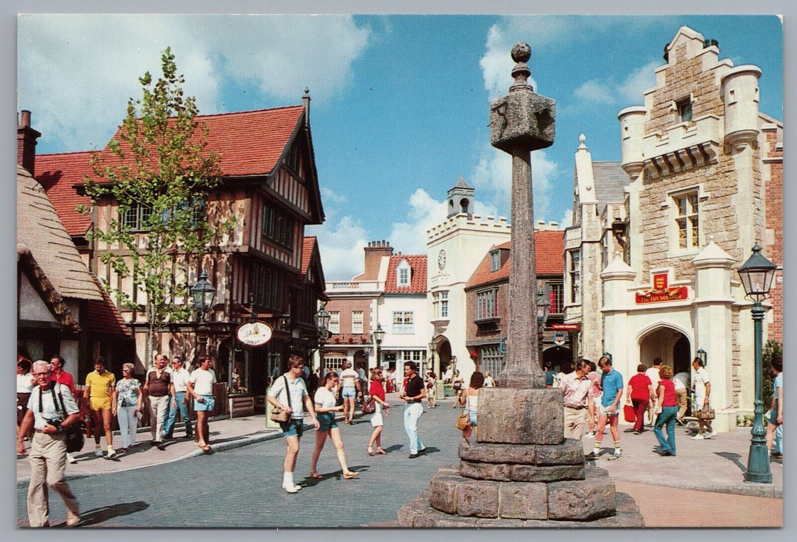 Disney World EPCOT United Kingdom World Showcase 4x6 Postcard
