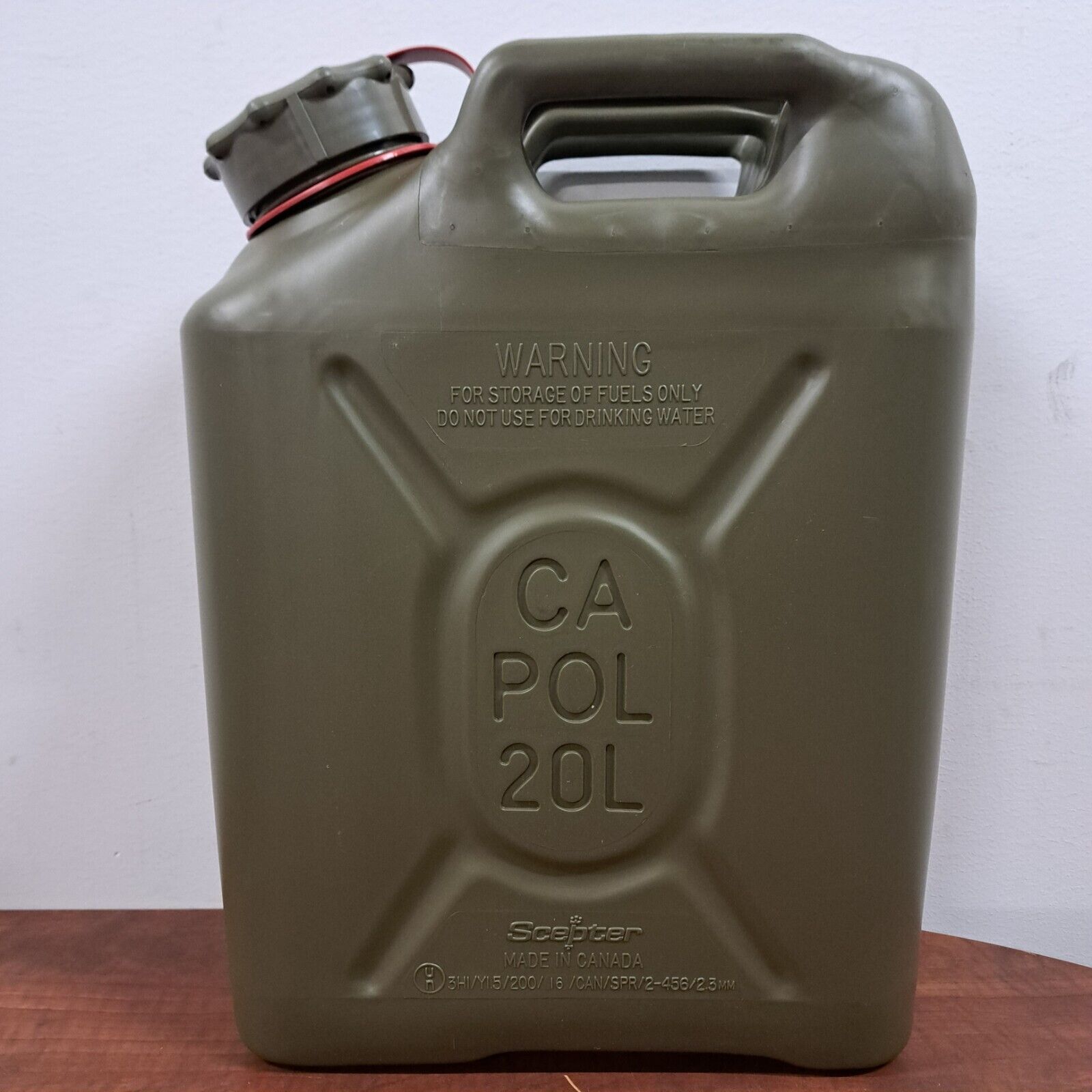Brand New Scepter Genuine 5 Gallon / 20 L Olive Drab Military Fuel Can (MFC).