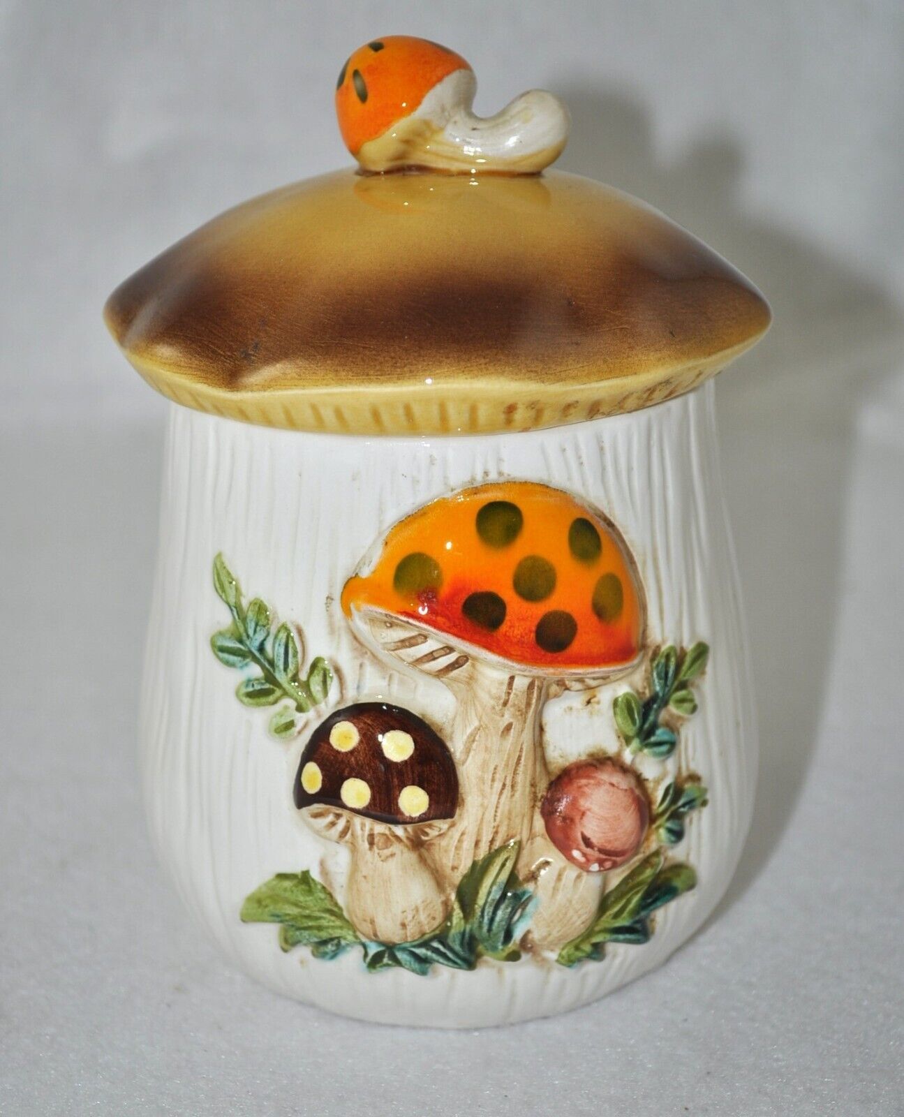 Vintage Sears & Roebuck 1975 Merry Mushroom Canister/Jar 6.25\