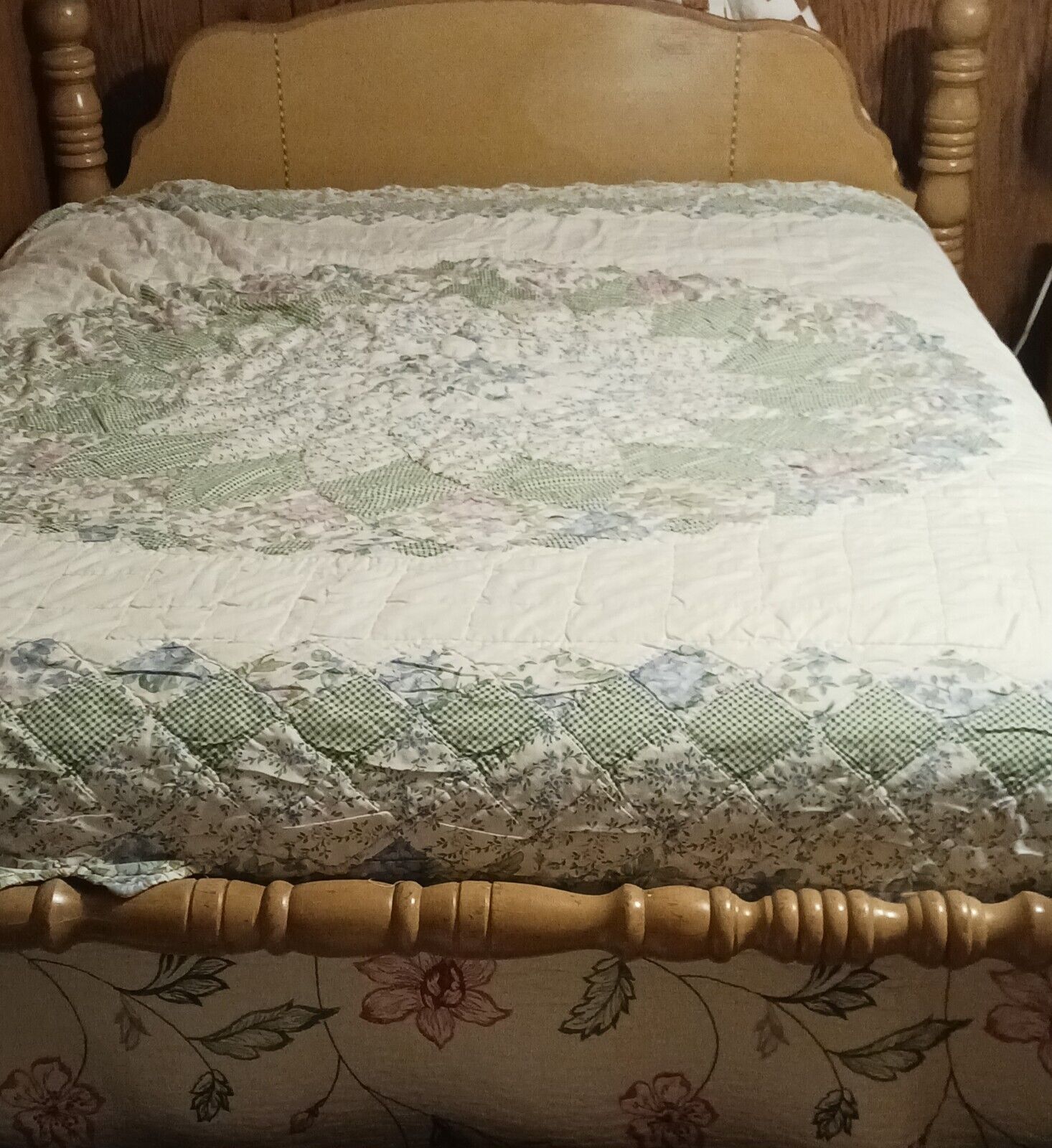 QUILT. CUTTER QUILT?HOMEMADE, HOME STITCHED. GREEN CHECK FLORAL, 42X45.