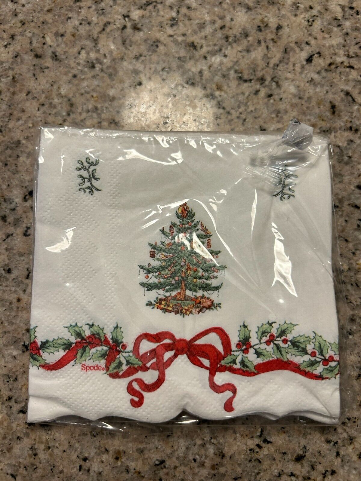 Spode Christmas Tree  Paper Beverage Napkins  Set of 20 3-Ply  C R Gibson