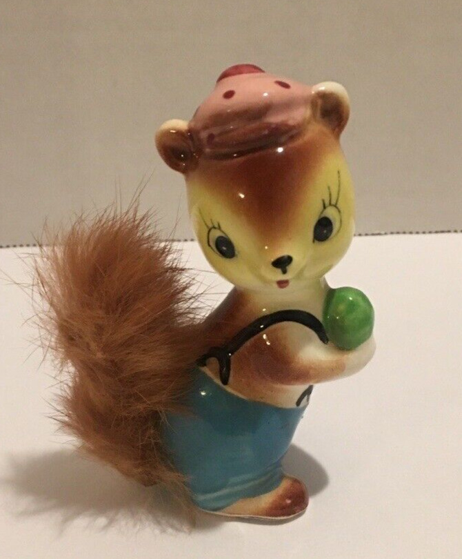 Vintage Napco Bushy Tail Kitschy Squirrel Figurine