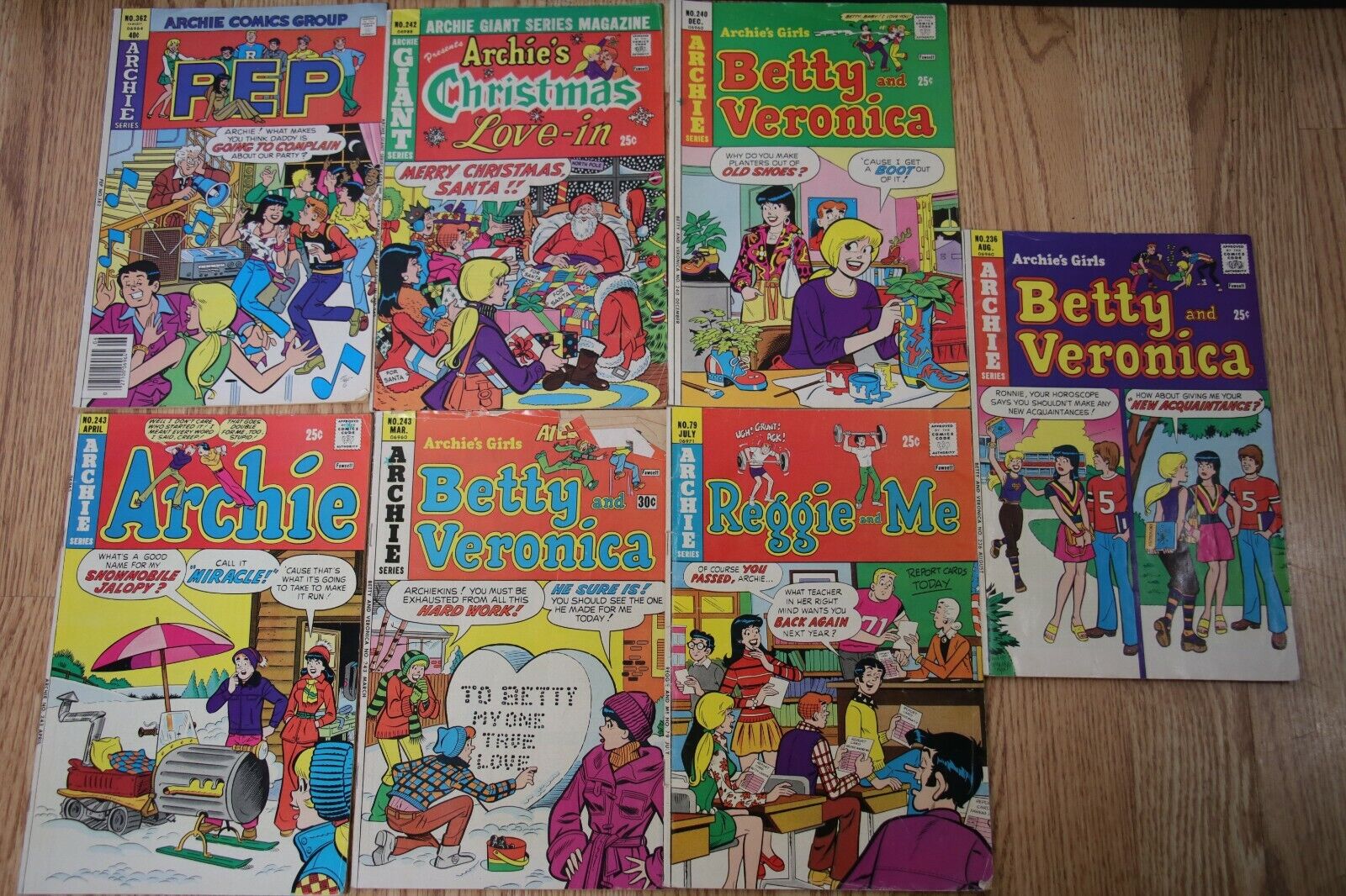 Lot of 9 vintage Archie comic books lot - 1980s 70s 80s  79 242 243 362 236