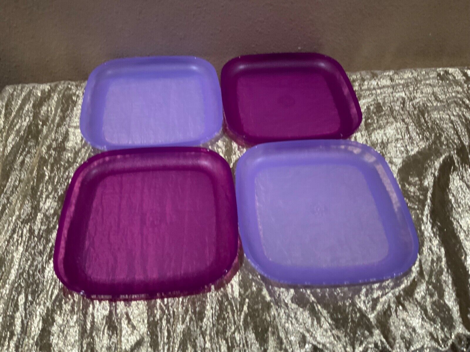 New Set 4 Tupperware Luncheon Plates 8” Square Raised Sides Mulberry/Lilac Color
