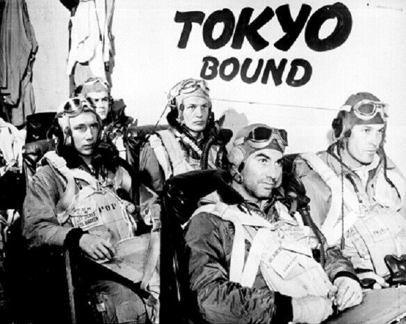 U.S. Pilots receiving instructions on attack of Tokyo Bound WWII 8x10 Photo 465a
