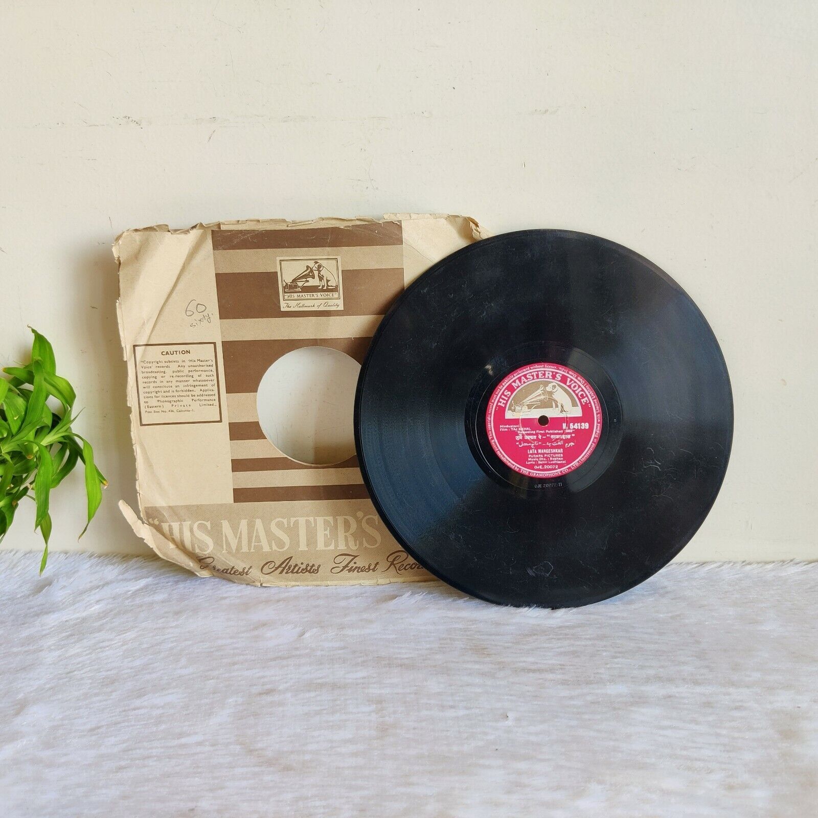 Vintage 78 RPM 1963 Taj Mahal Hindi Movie Song Lata Mangeshkar HMV Record RE60
