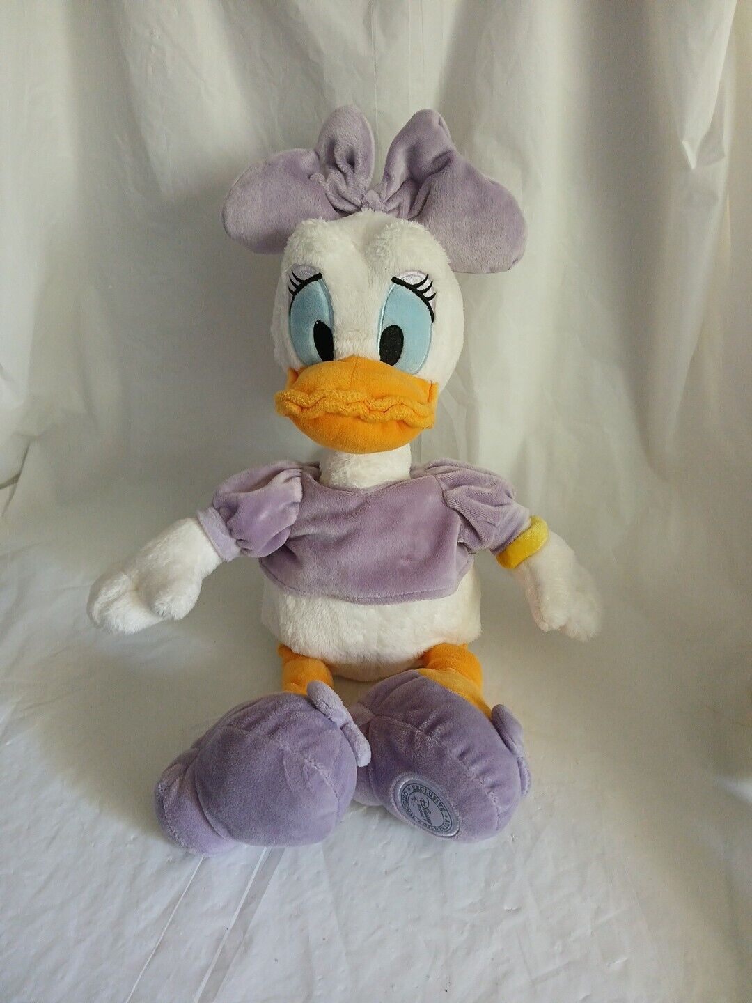 Disney Store Authentic Daisy Duck Plush 18\