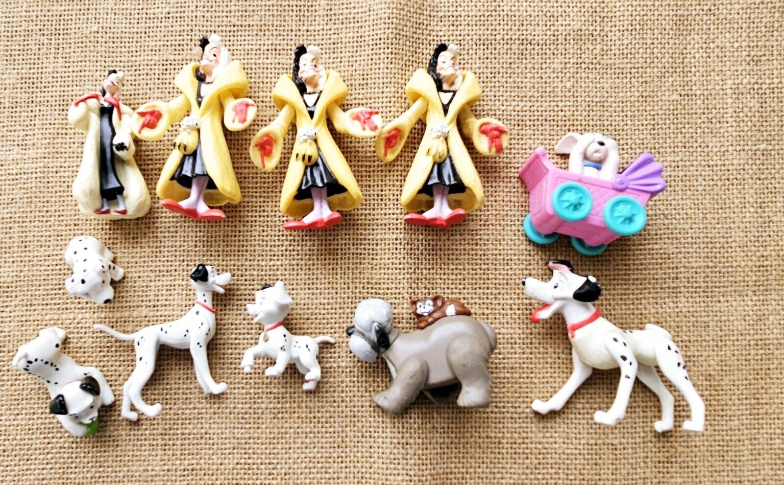Disneys 101 Dalmatians Lot Of 11 Toy Figures