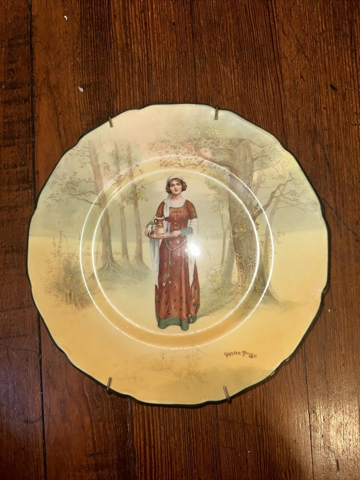 Early Royal Doulton Shakespearean Anne Page E7267 plate