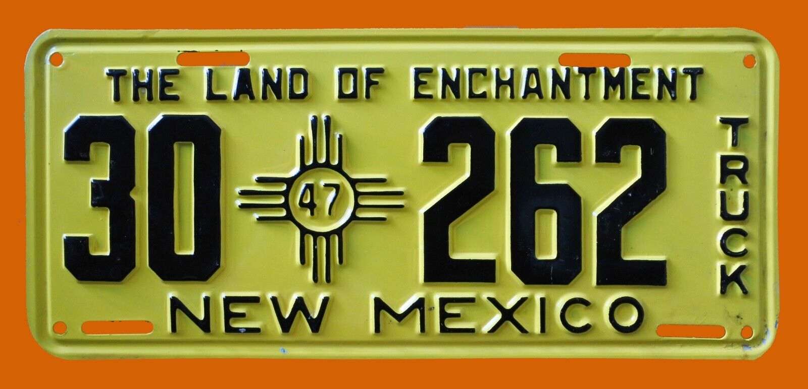 NICE 1947 NEW MEXICO TRUCK  LICENSE PLATE \