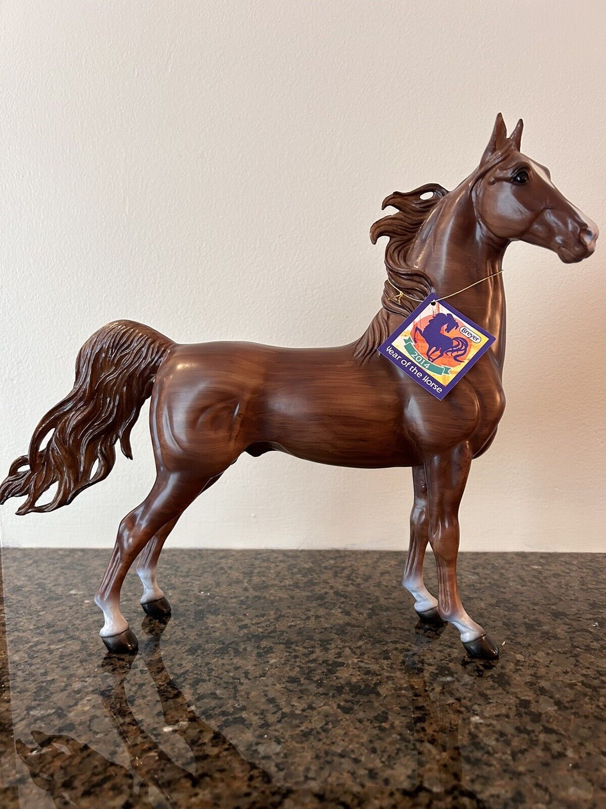 Breyer #1717 Mu Wen Ma Horse of the Year 2014 Saddlebred Woodgrain