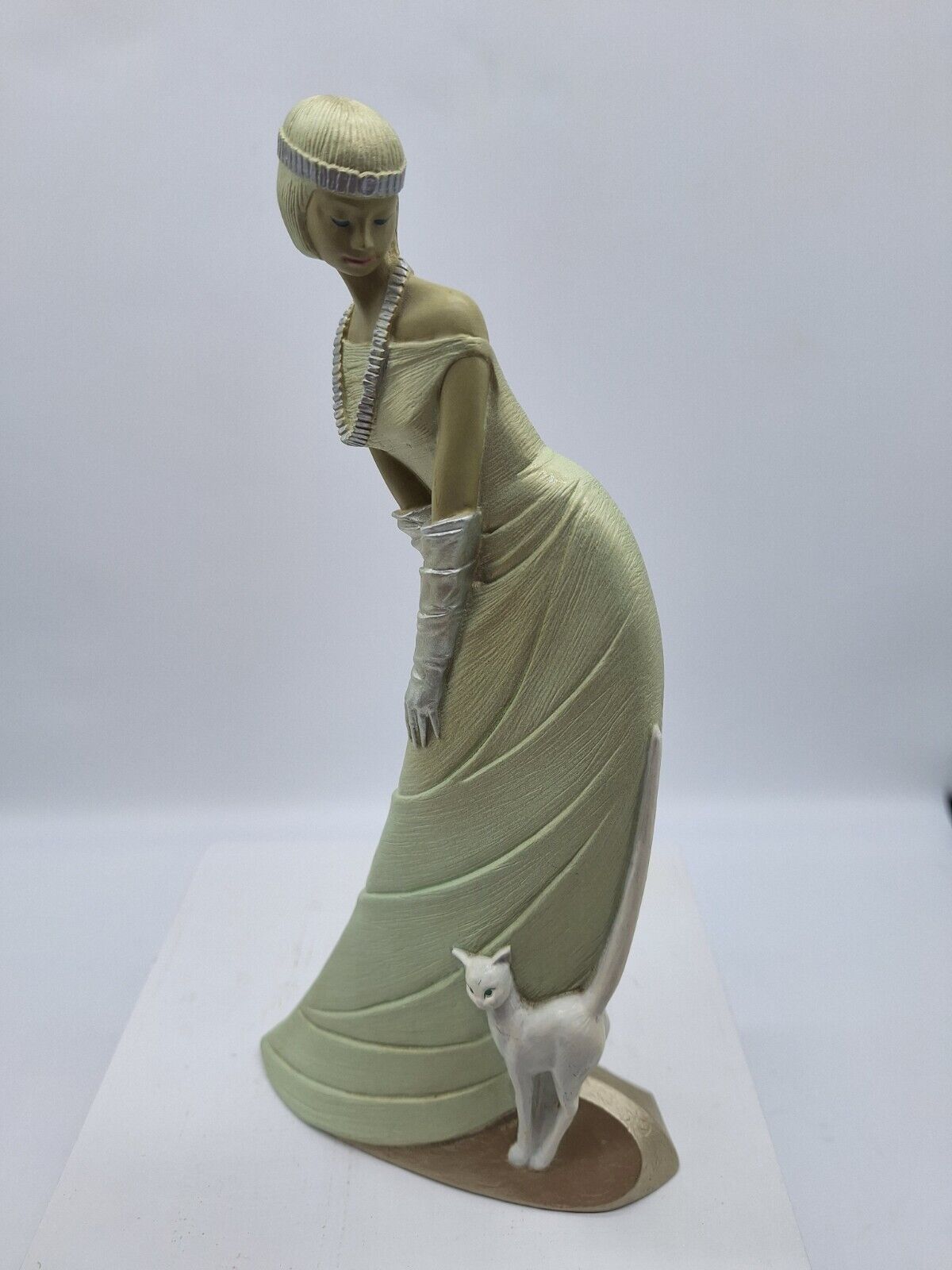Ivory Princess Art Deco  Parastone  Figurine Ed Van Rosmalen signed 9” 1995