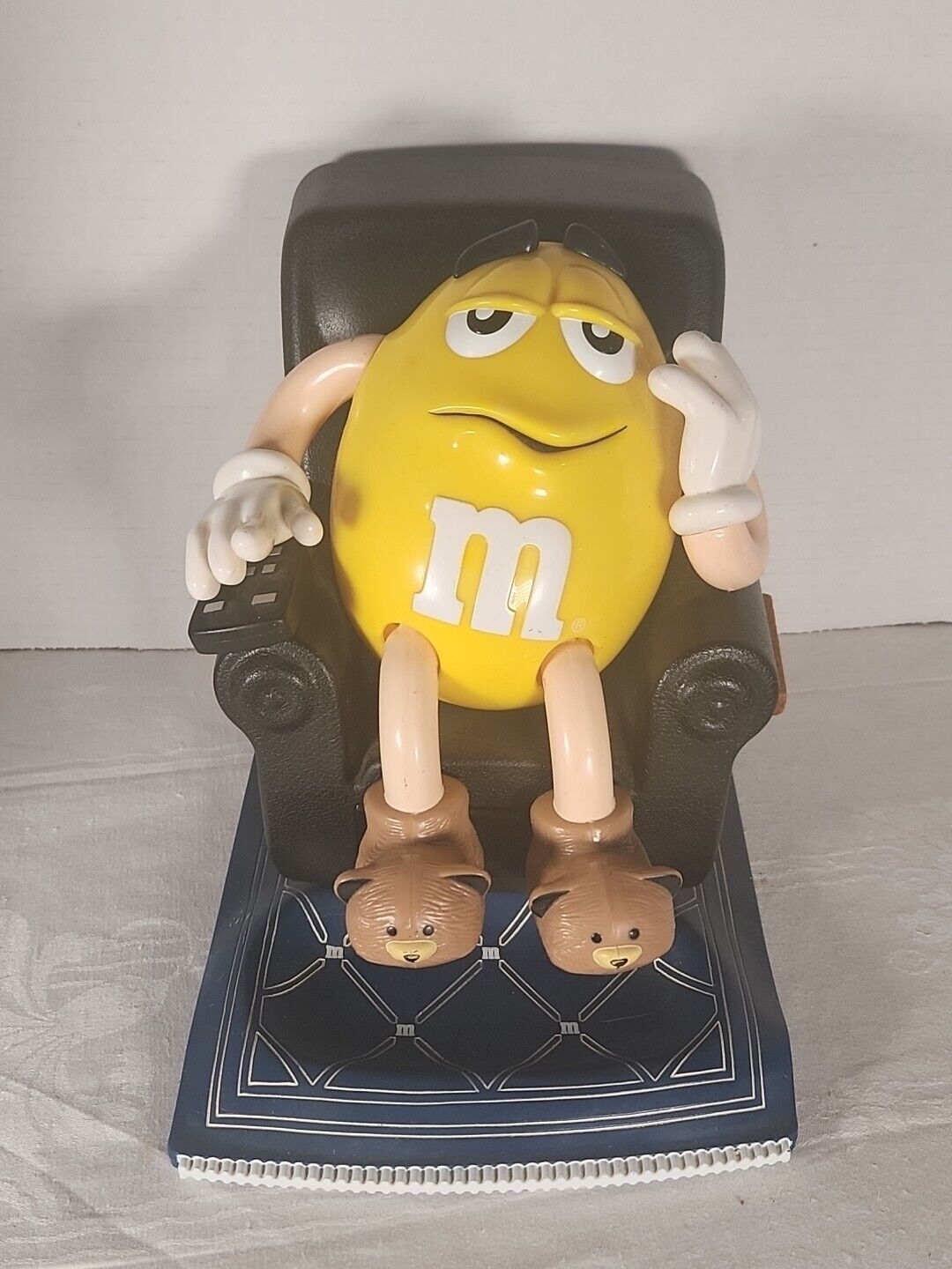 Y2K M&M Candy Dispenser Yellow TV Remote Couch Potato BLACK  Recliner 1999