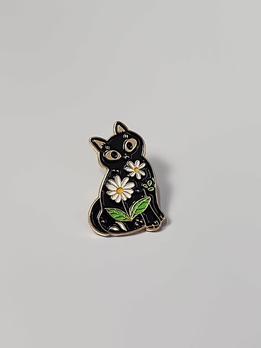 Black Cat with Daisies Lapel Pin *