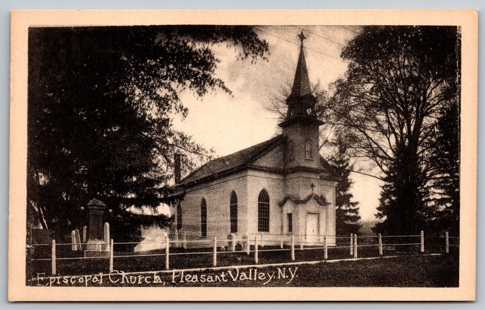 Postcard Episcopal Church Pleasant Valley N.Y. *A827