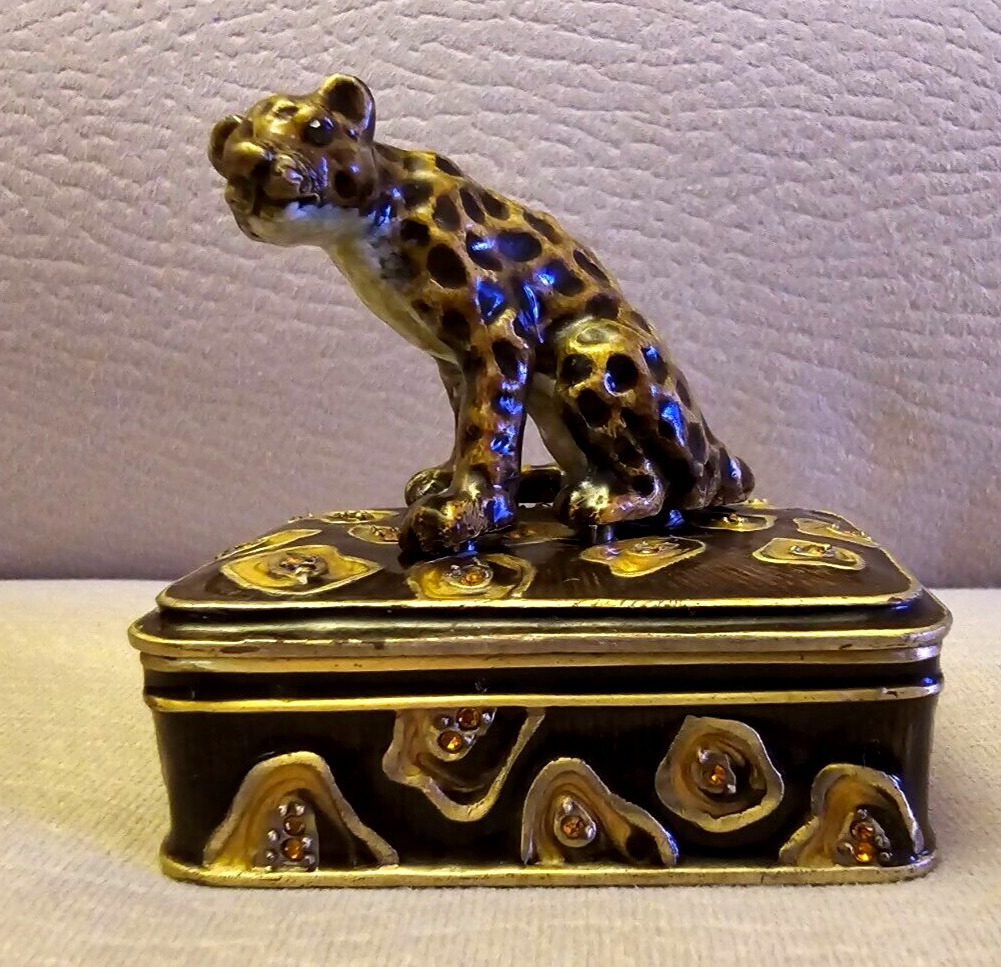 RARE JAY STRONGWATER LEOPARD BOX Handcrafted Metal Hand Enameled and Crystals.