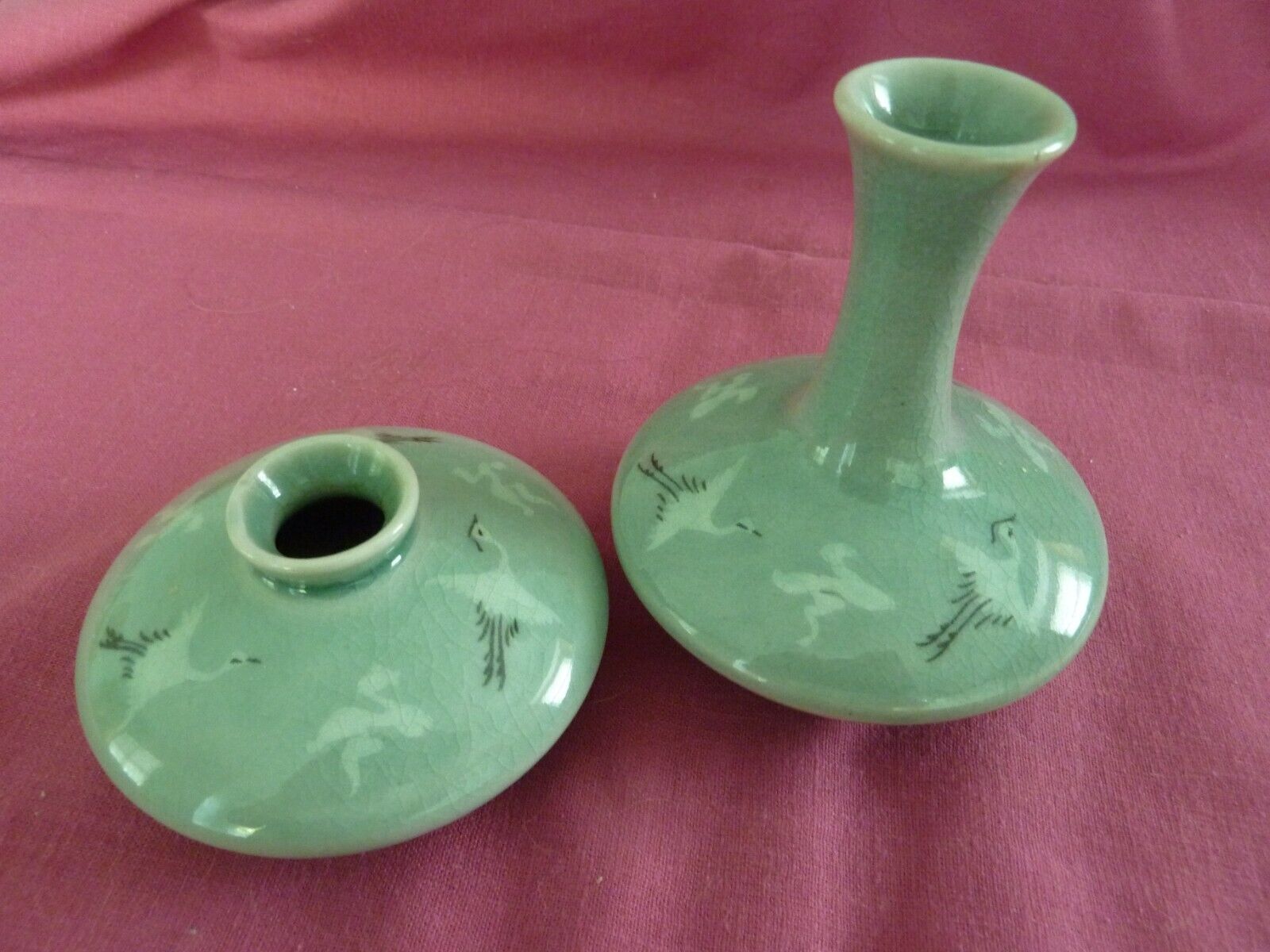 Korean Green Celedon Flying Crane Crackle Glazed Oil Jar Bottle & Vase - signed