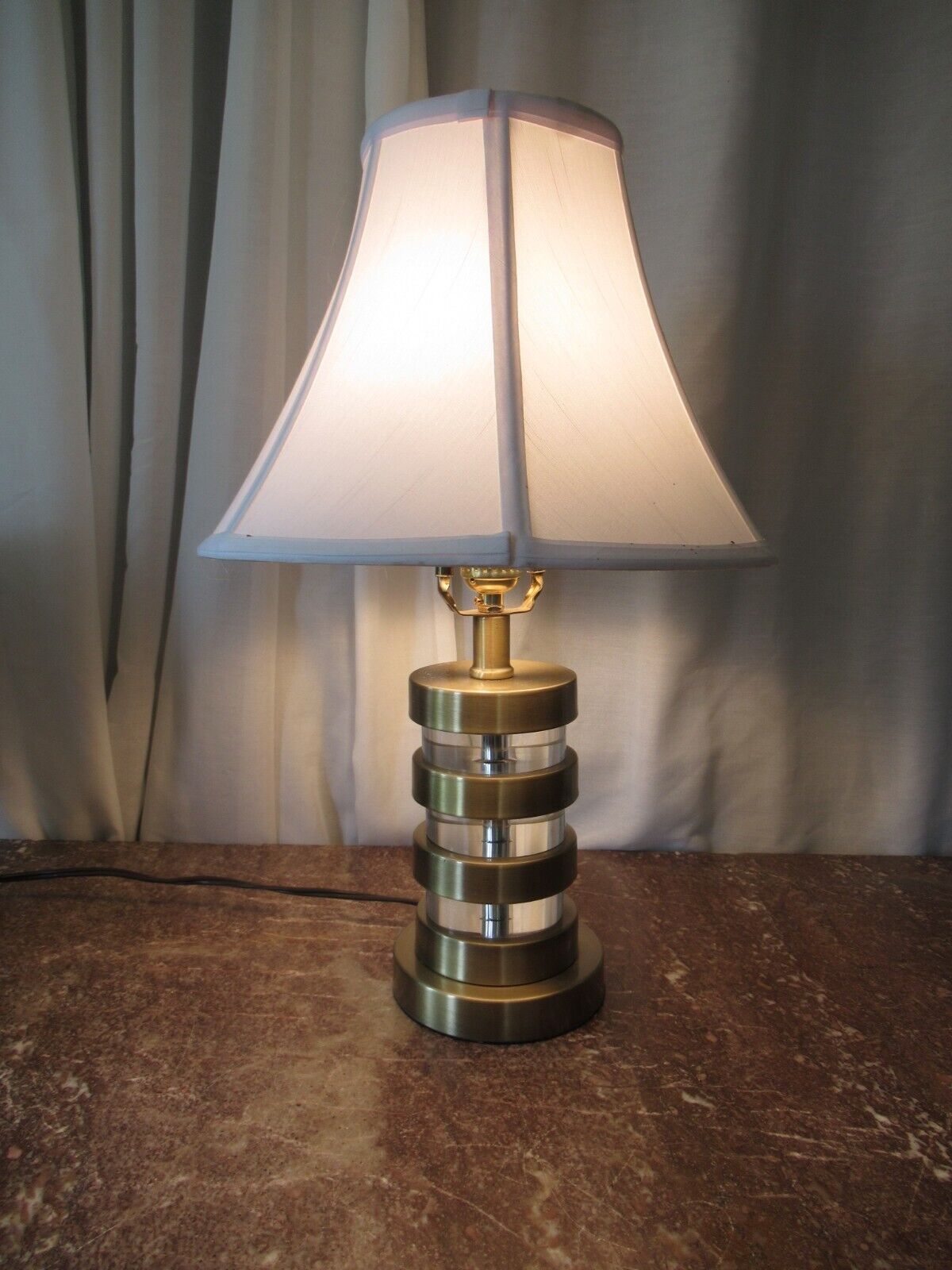 Vintage 90s mod stacked brushed brass lucite table lamp 19