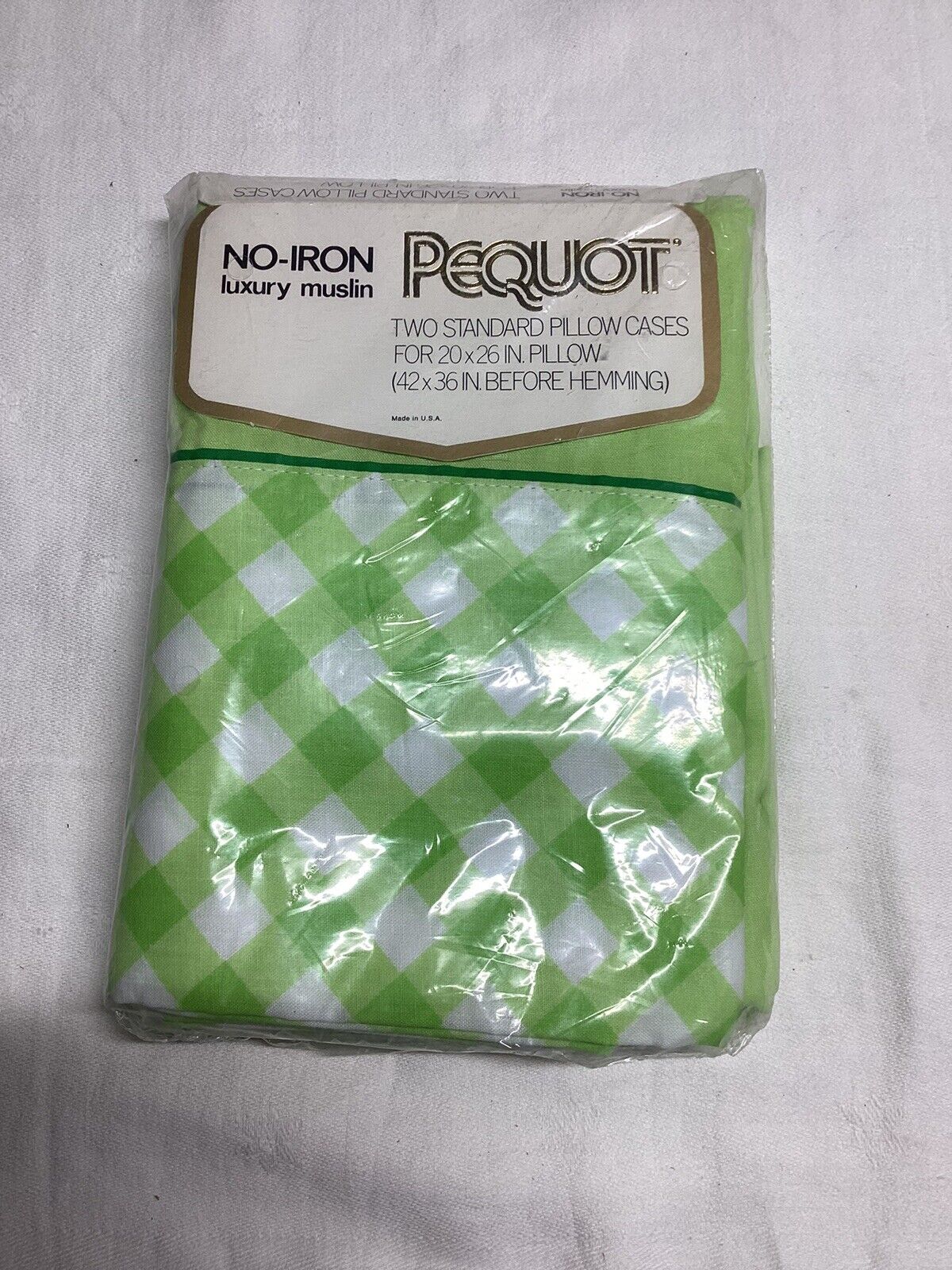 NOS Vintage Pequot Pillowcase Lime Green 50/50 Luxury Muslin