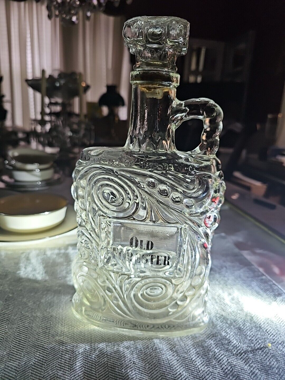VINTAGE OLD FORESTER EMPTY GLASS DECANTER BOTTLE W/ STOPPER D-10 66-52 Circa1950