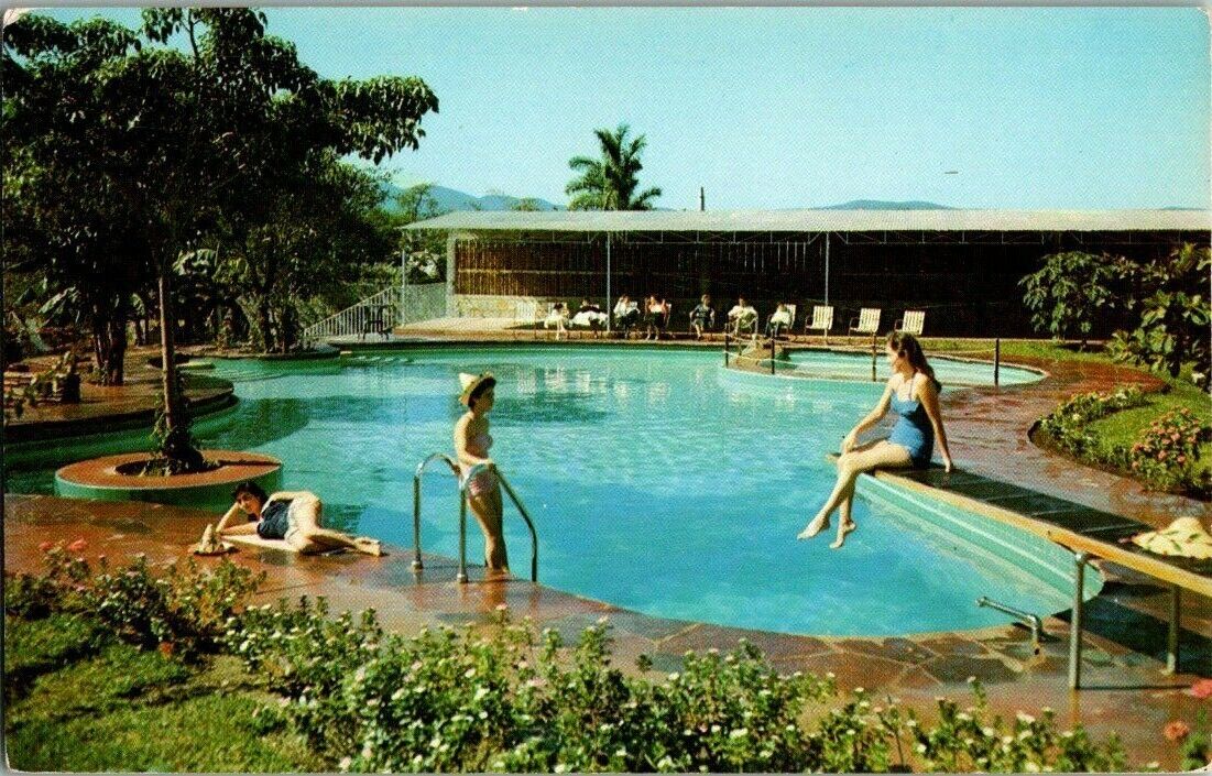 1960\'S. HOTEL CASA GRANDE. VALLES, MEXICO. POSTCARD. SZ17
