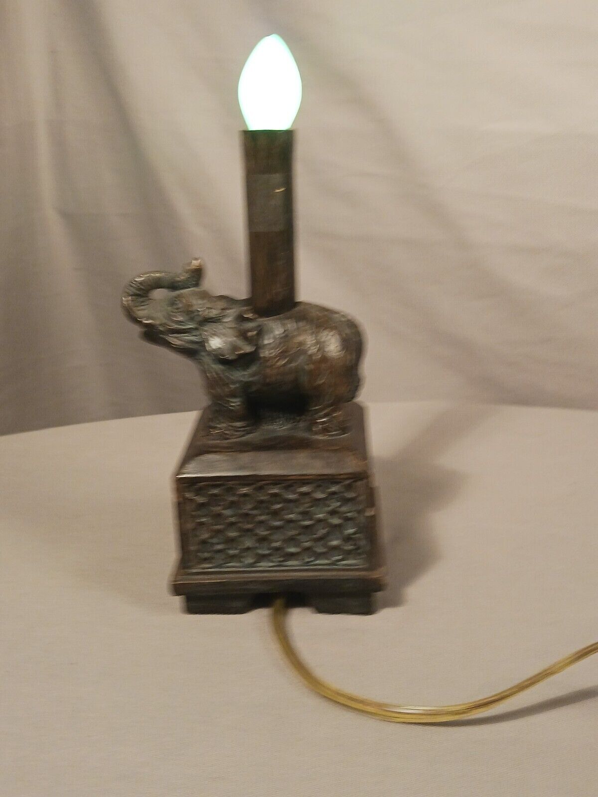 Elephant Ting Shen Small  Accent Lamp 11\