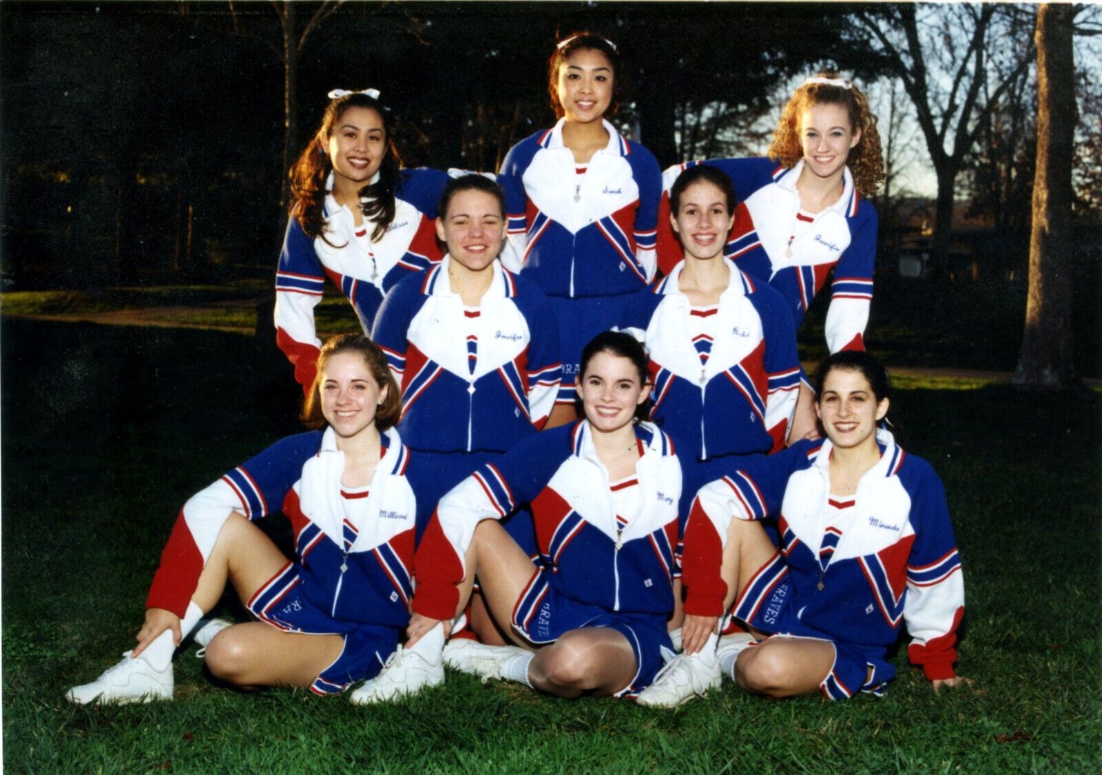 Vintage Girls Cheerleading Team with Pom, Poms / 1970\'s / 80\'s-Original-Snapshot