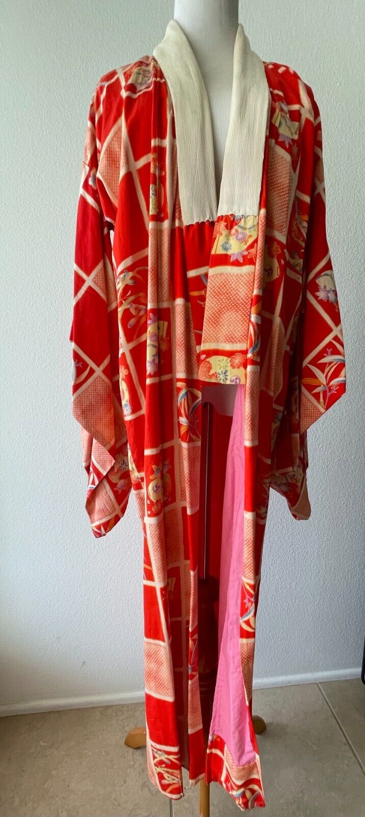 Vintage Red and White Silk Antique Naga Juban Kimono