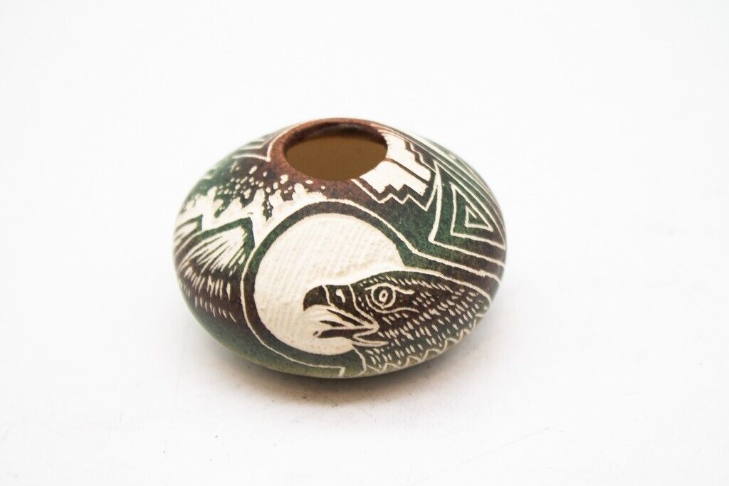 Beautiful Mini Native American Pottery  Vase Pot Harrison Tom Eagle Signed