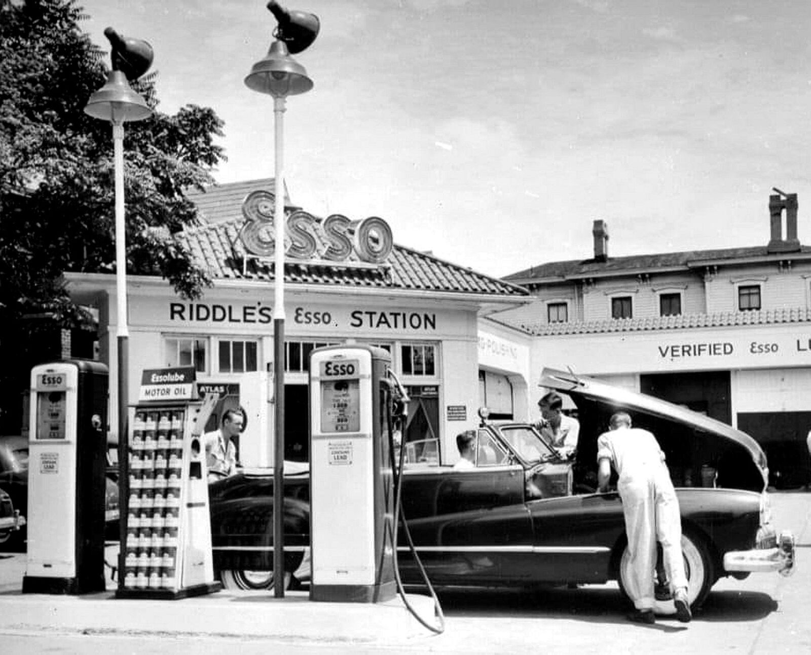 1950\'s Esso Gas and Service  Photo  (229-Q)