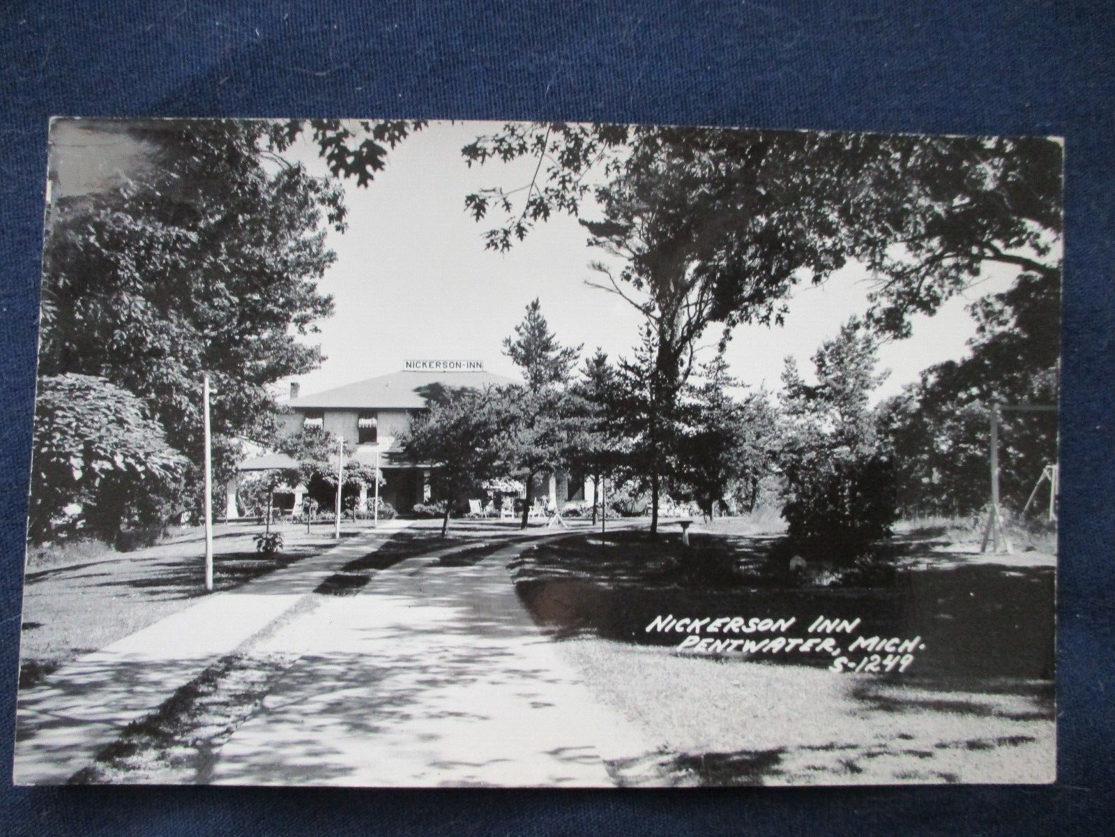 RP Pentwater Michigan Nickerson Inn ca1940 Postcard