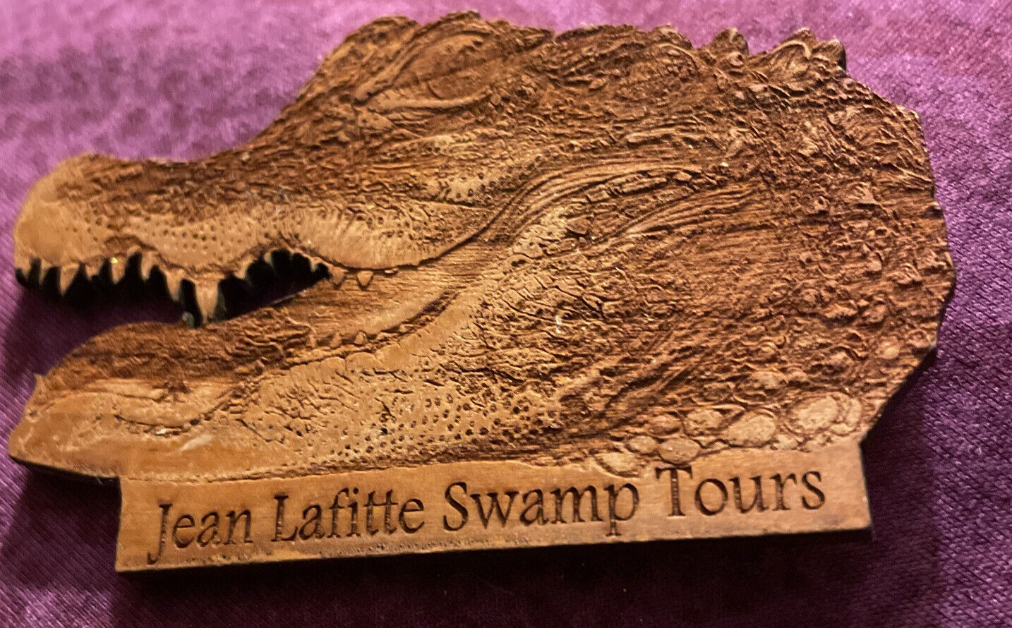 New Orleans Magnet Alligator Souvenir wood Head Lafitte swamp Tours