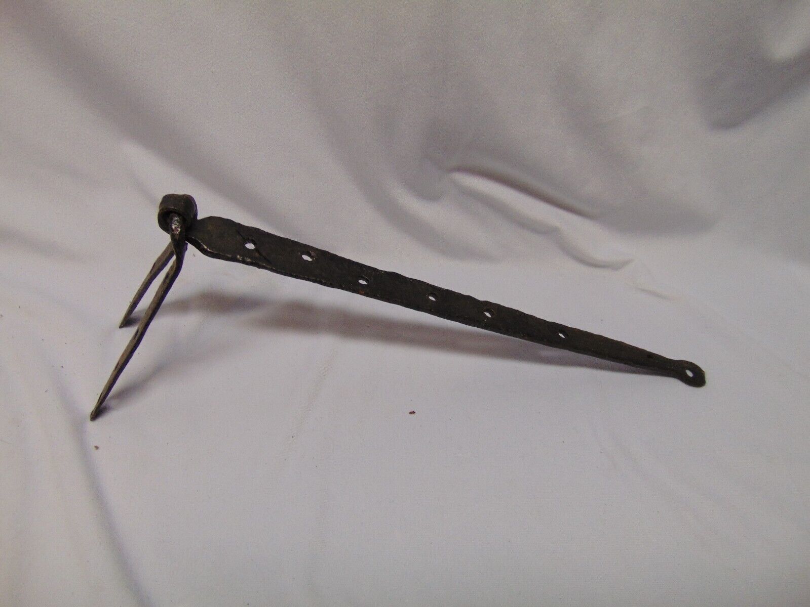 Vintage Trammel hook with 15 holes 15\