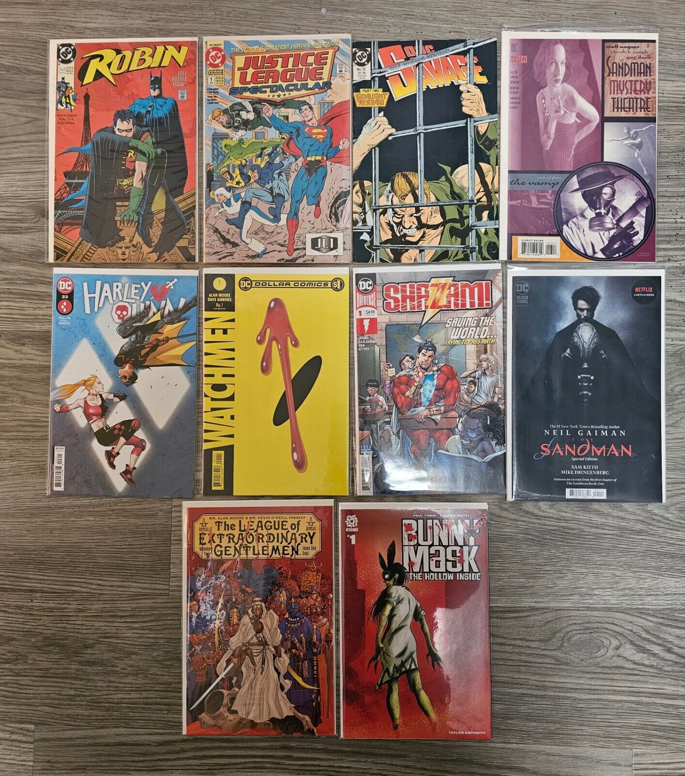Lot Of 10 Mixed DC Comics - Robin Justice League Sandman Shazam Harley Quinn 
