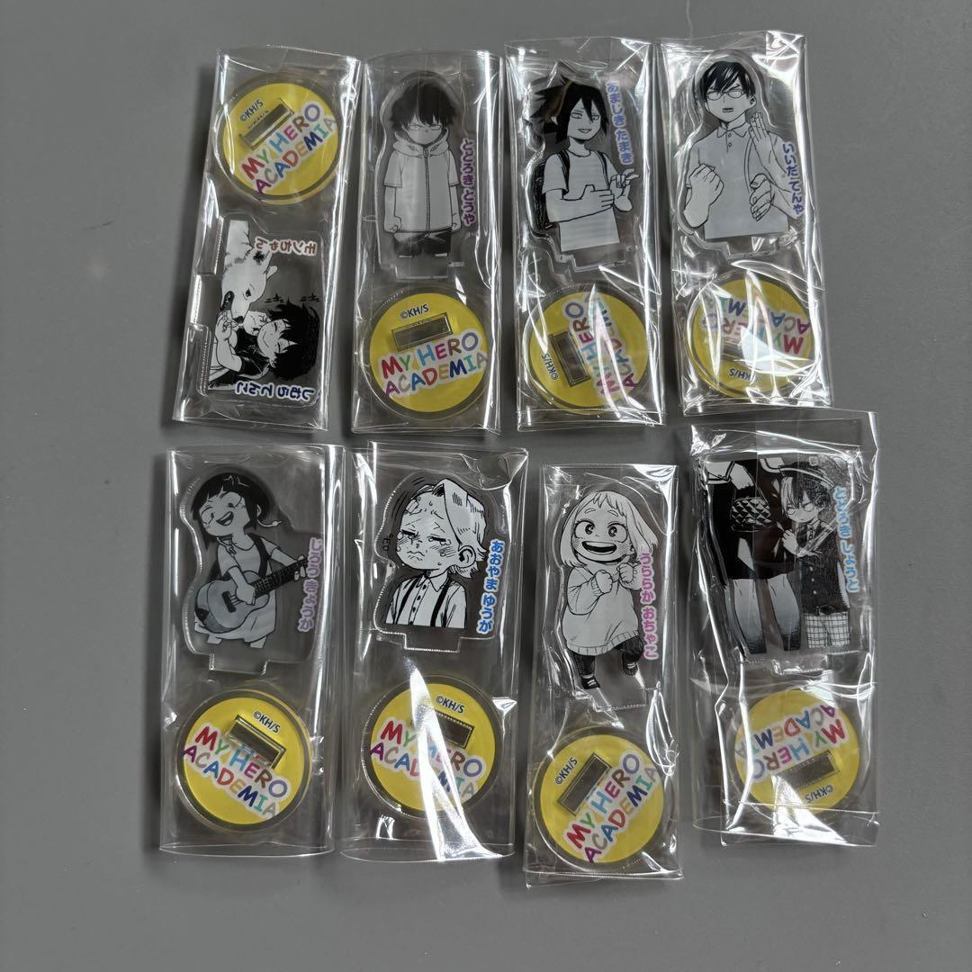 Heroaka Mini Acrylic Figure Collection