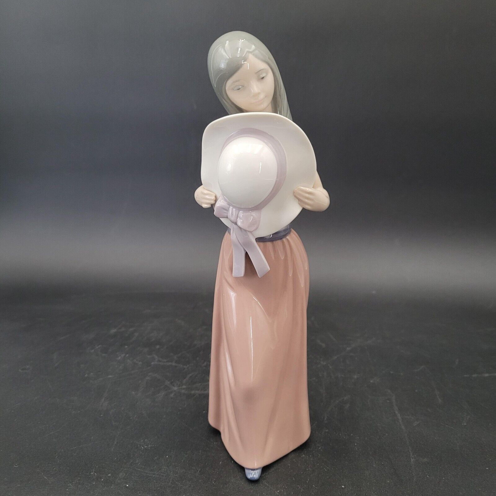 Lladro Porcelain Sculpture Bashful Girl with Hat 5007 1978 Retired Spain Mint