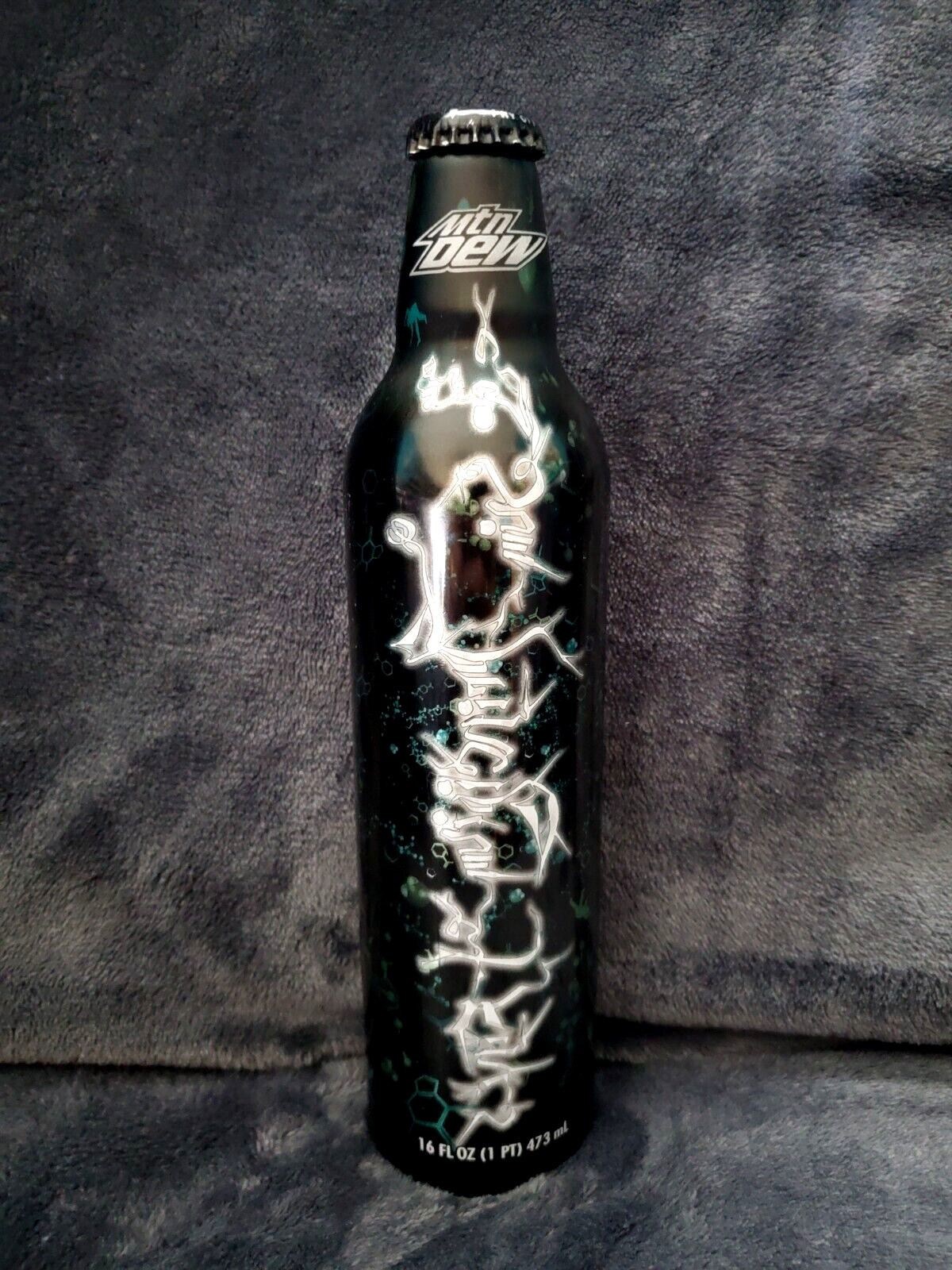 Full Mountain Dew Circle of 8 Collectors Chase Bottle Series 2009 OBO