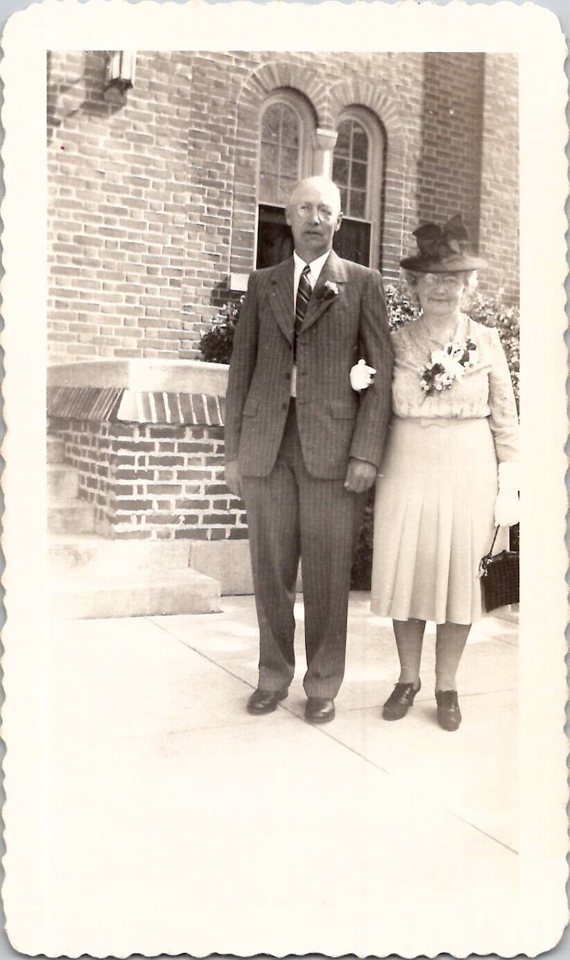 Minneapolis MN Older Couple Dressed Fashionably for Church 1940s Vintage Photo