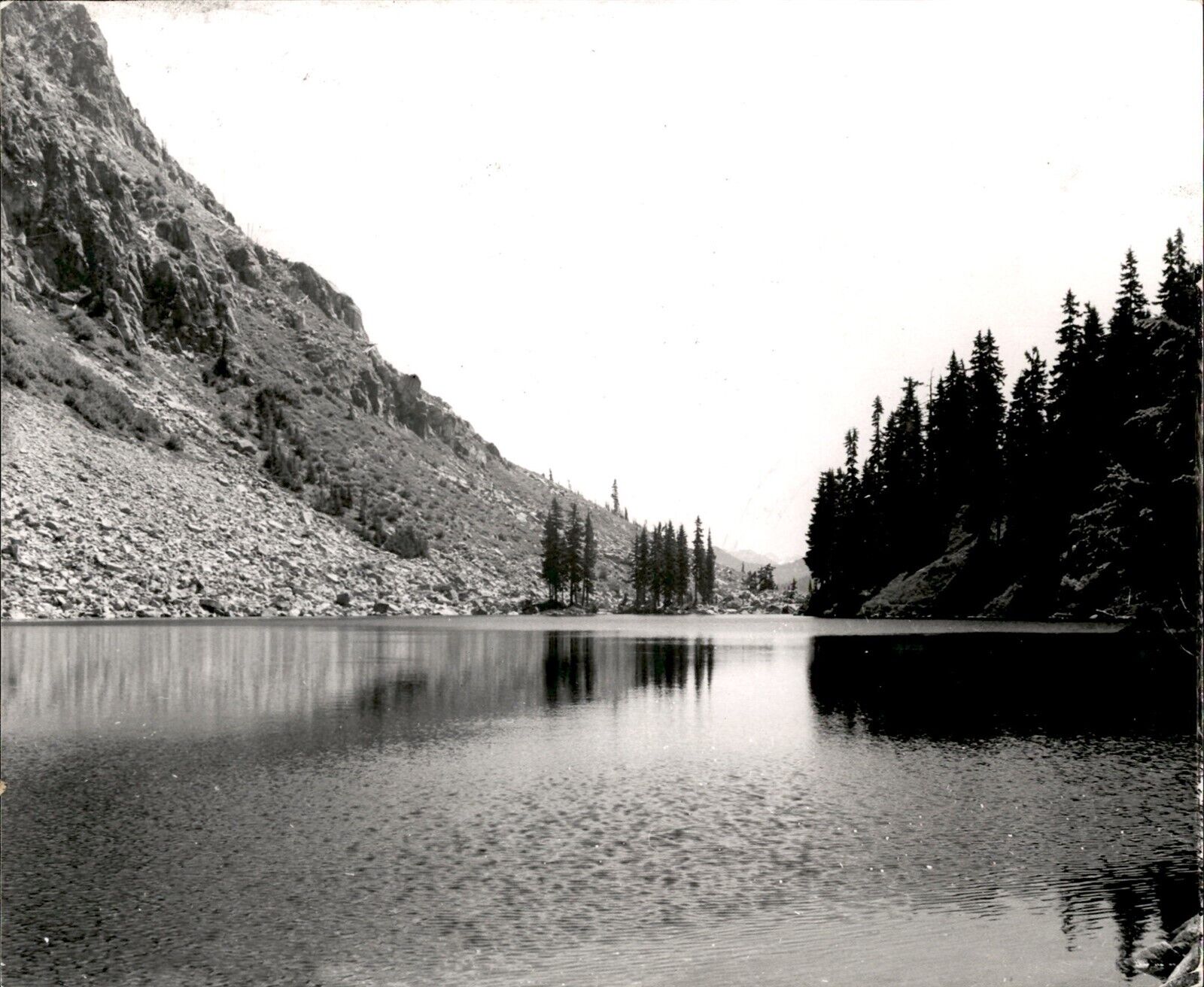 LD295 1957 Original Photo LAKE VALHALLA BEAUTIFUL MOUNTAIN LAKE OF THE CASCADES
