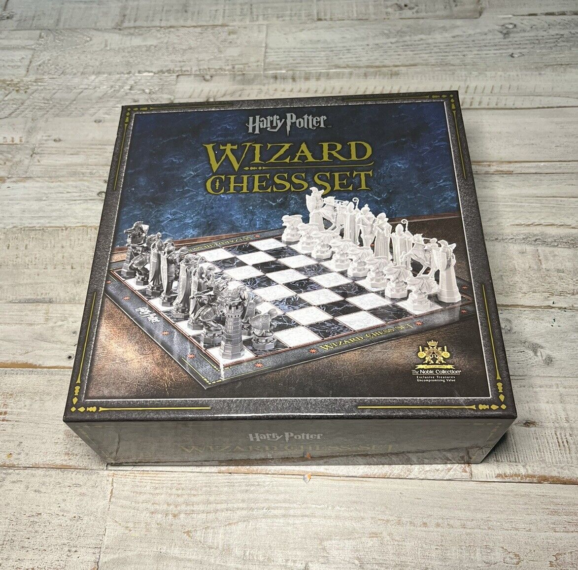 The Noble Collection Harry Potter Wizard's Chess Set - A2