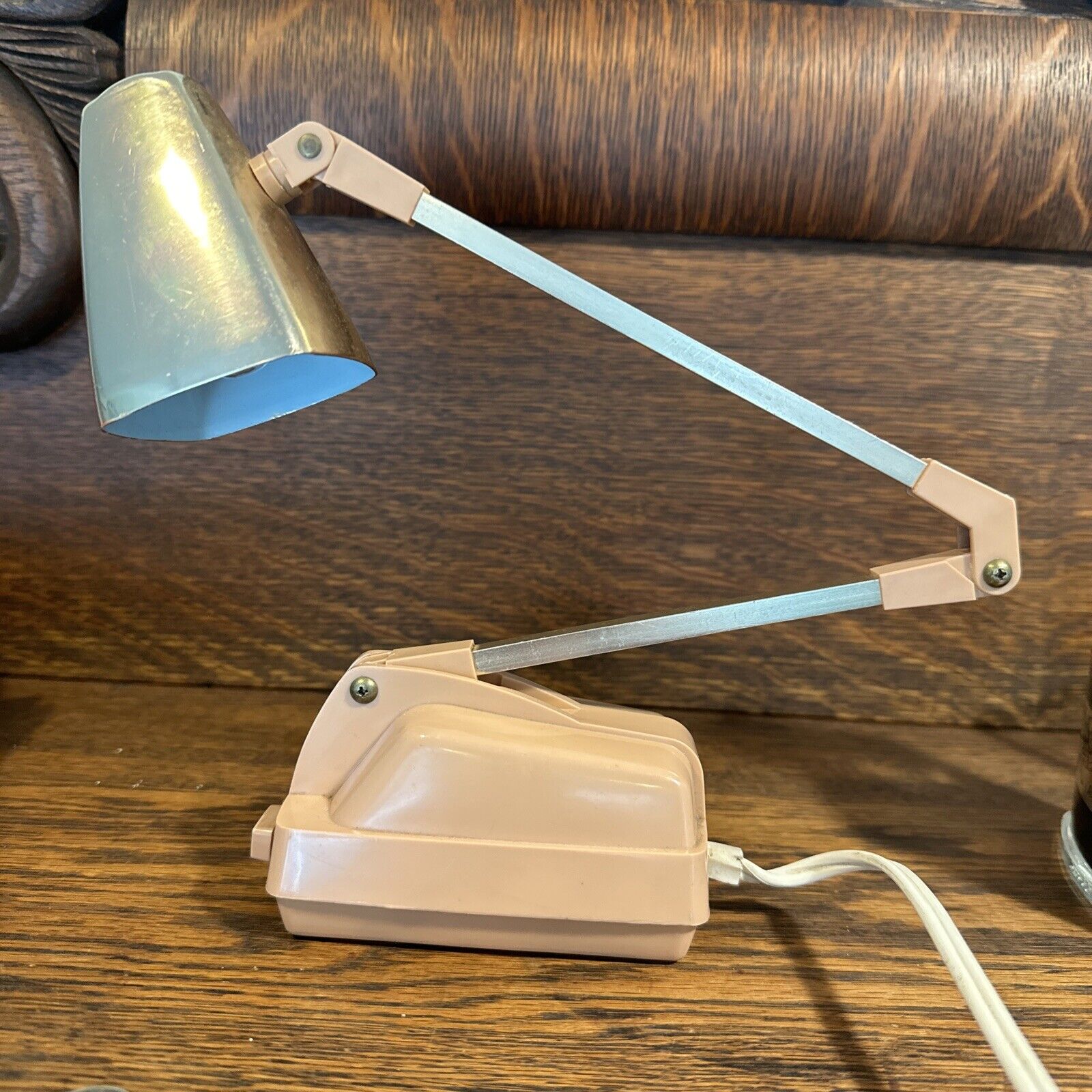 Vintage Mid Century 70’s Hi-Low Adjustable Folding Arm Desk Lamp Beige