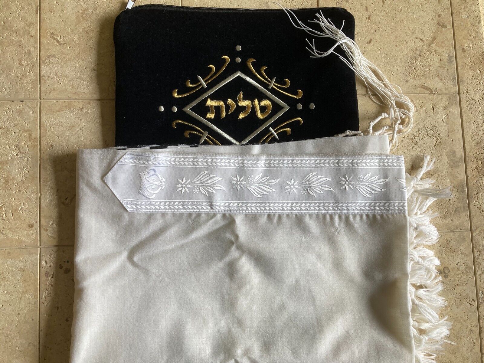 Tallit Wool Prayer Shawl - Gilboa Light Weight Non Slip-Black Stripes 