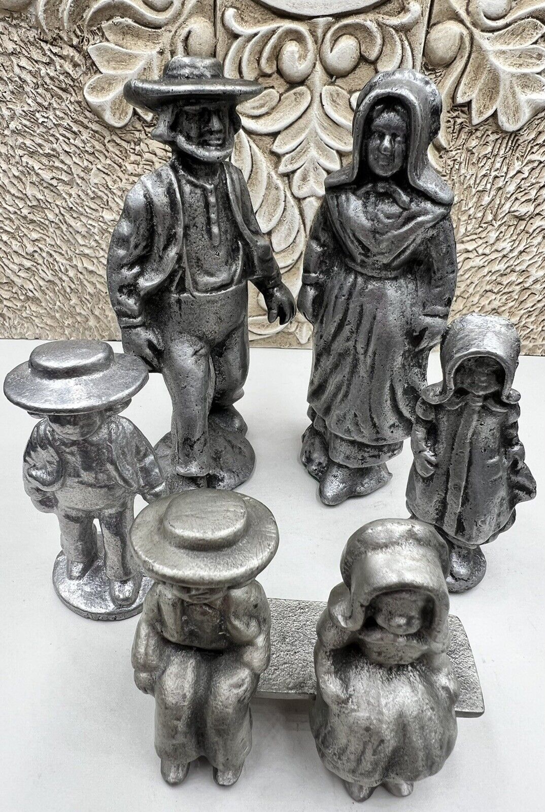 Antique Complete Amish Figurines Family Pewter Collectible Mom Dad Kids