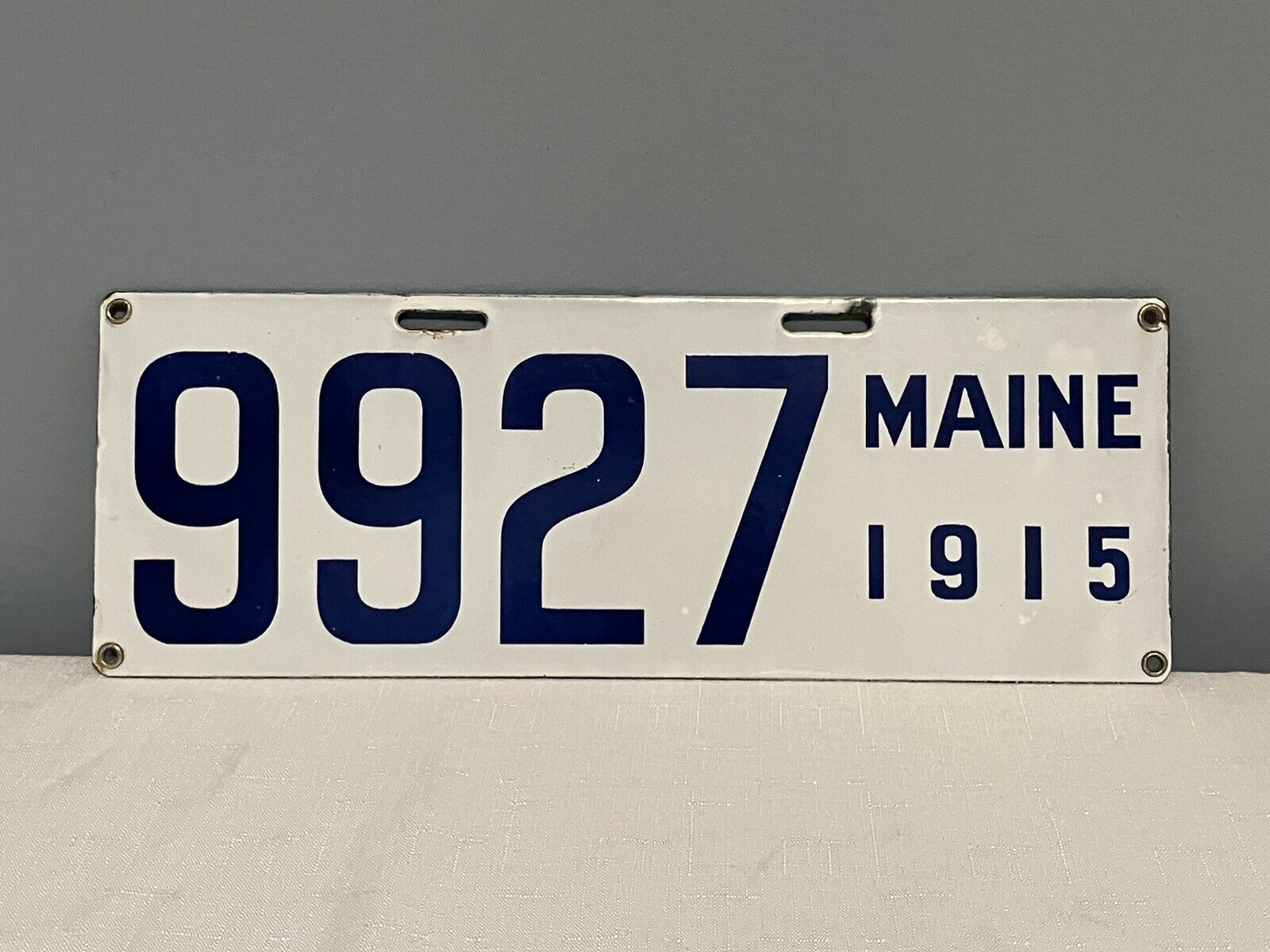 1915 Maine Porcelain License Plate #9927 Ing-Rich Super Clean 