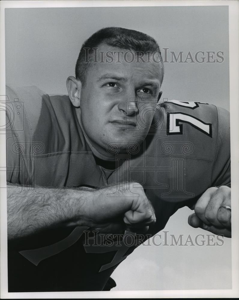 1965 Press Photo Larry Baker in football uniform - net26094