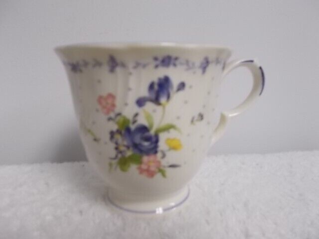 Nikko Tableware Blue Peony Floral Footed Coffee Tea Cup Mug