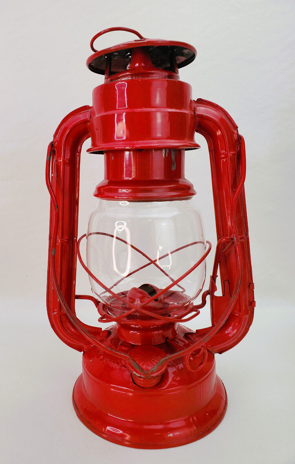 Vintage Sun Brand Kerosene Lantern no. 4000 Japan Red 9.5”  Never Lit
