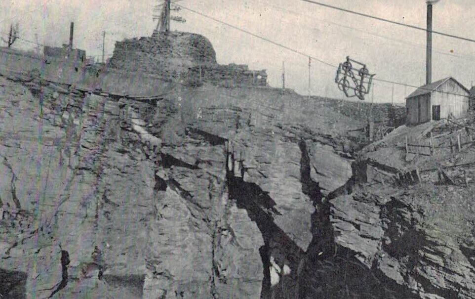 C.1910 North Bangor Quarry Bangor PA Coal Mine Rocks Rail Vintage Postcard
